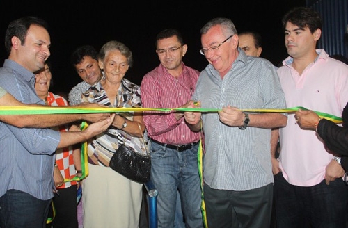 Prefeito Kleber inaugura ginásio poliesportivo do bairro Belo Norte  - Imagem 6