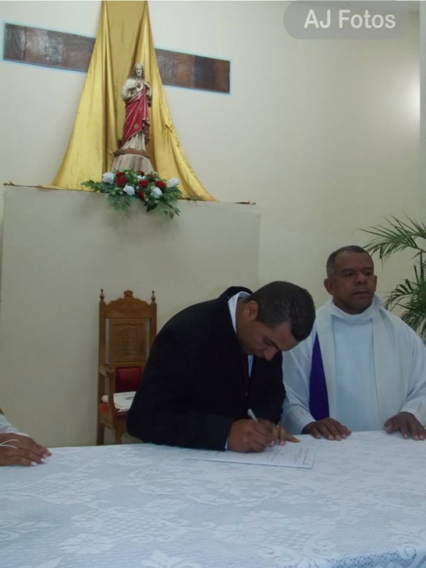 Celebração Matrimonial do casal Ivanilson e Leidiane - Imagem 13