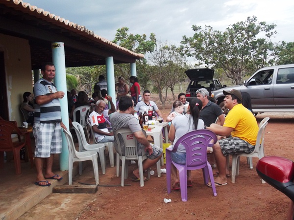 Alegria e descontração marcam a Festa de Confraternização da Prefeitura de Dom Expedito Lopes
