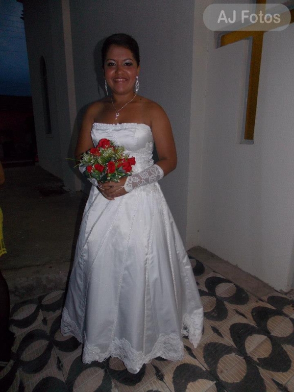 Celebração Matrimonial do casal Ivanilson e Leidiane - Imagem 1