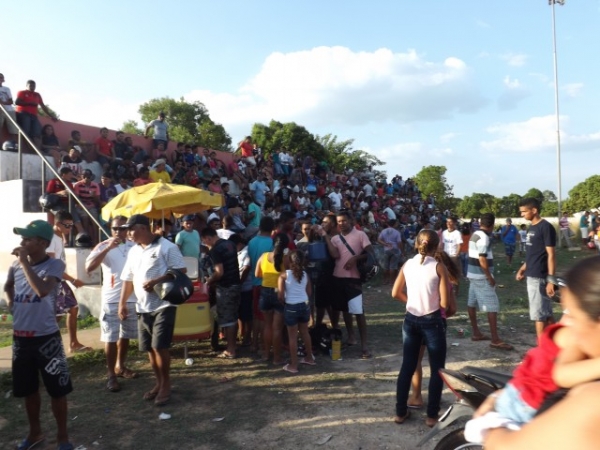 Final do Campeonato Rural 2013 em Miguel Alves reuniu 3 mil torcedores no estadio “ TORRÃO” - Imagem 14