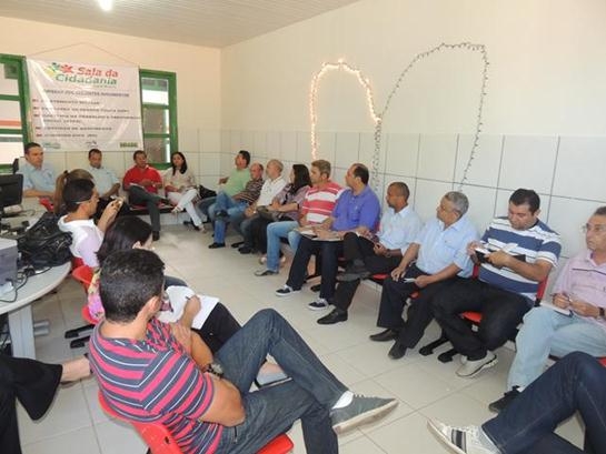 Prefeito Jonas Moura realizou reunião com equipe de governo e vereadores - Imagem 1