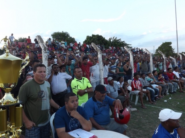 Final do Campeonato Rural 2013 em Miguel Alves reuniu 3 mil torcedores no estadio “ TORRÃO” - Imagem 12