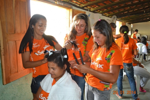 Pronatec em parceria com a Prefeitura oferece cursos de cabeleireiros em Boa Hora - Imagem 20