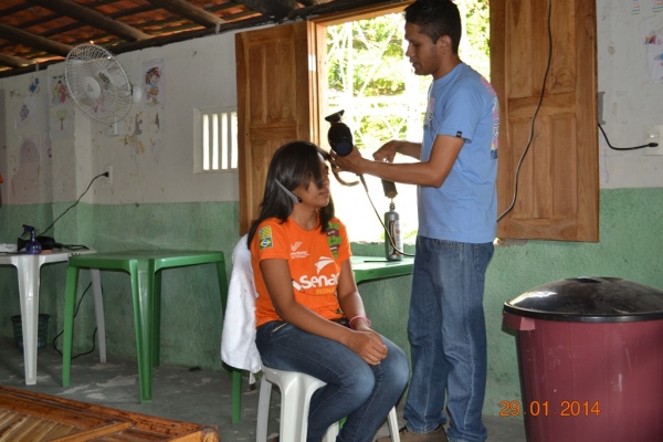 Pronatec em parceria com a Prefeitura oferece cursos de cabeleireiros em Boa Hora - Imagem 13