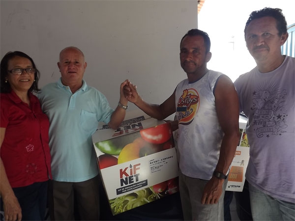 Prefeita Rita Sobrinho entrega Kits de irrigação para agricultores de Caxingó - Imagem 1