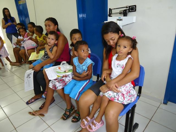 Secretária Municipal de Saúde Realiza Encontro de Puericultura do Bairro Santa Catarina - Imagem 9