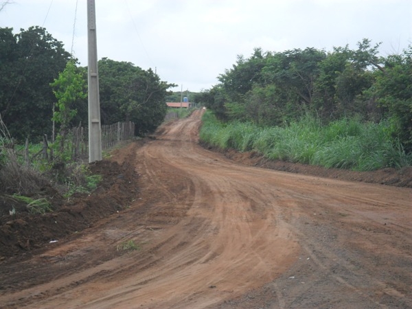  Prefeitura de Lagoinha recupera estradas Vicinais no município  - Imagem 2