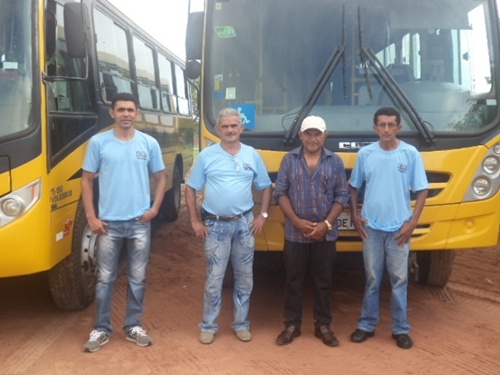 Transporte escolar é ampliado em 2014 em Cocal de Telha - Imagem 1