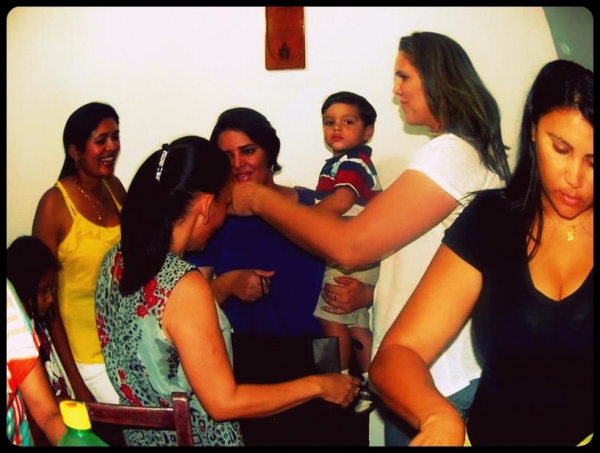 Amigas fazem festa surpresa para Edneida Fortes - Imagem 10