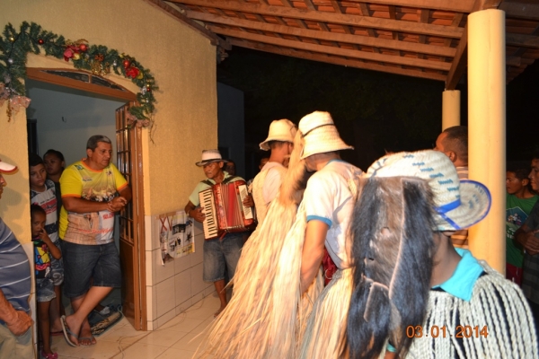 Grupos de Reisados invadem a cidade de Boa Hora na terceira noite de peregrinação - Imagem 35