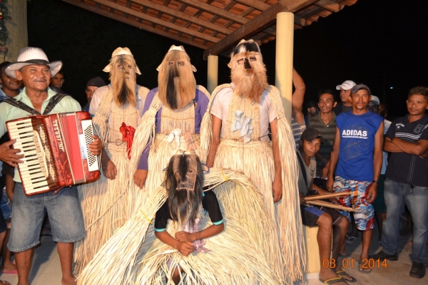 Grupos de Reisados invadem a cidade de Boa Hora na terceira noite de peregrinação - Imagem 32