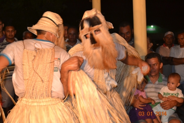 Grupos de Reisados invadem a cidade de Boa Hora na terceira noite de peregrinação - Imagem 28