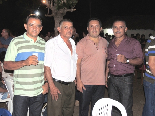 Prefeita Neuma Café e comitiva prestigiam aniversário de José Manoel  - Imagem 4