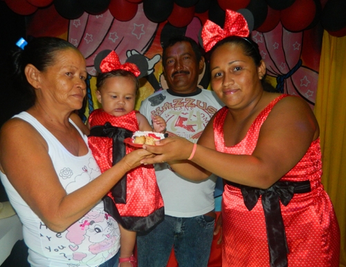 O aniversário de um ano de Evellyn Vitória - Imagem 7