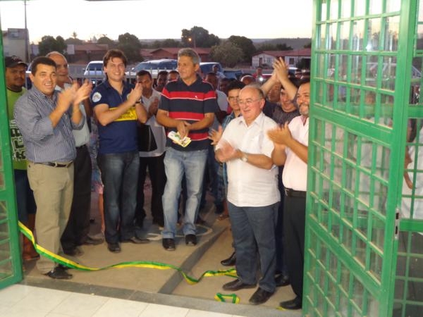 Prefeito dá aula de democracia - Imagem 3