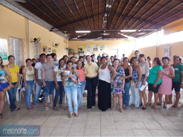 Secretária do Trabalho e Assistência Social realiza primeira reunião com Coordenadores e funcionários da Secretaria em 2014. - Imagem 14