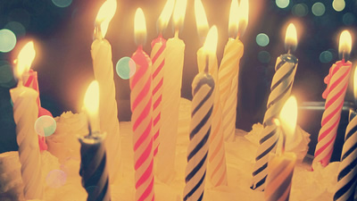 Funcionários parabenizam prefeito pela passagem de seu aniversário 