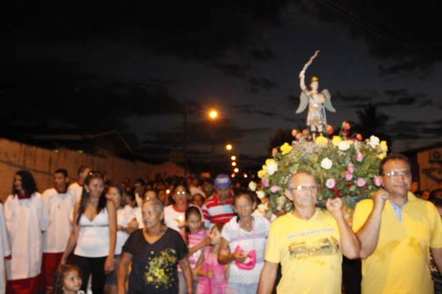 Show e momento de fé nos festejos de São Miguel Arcanjo - Imagem 66