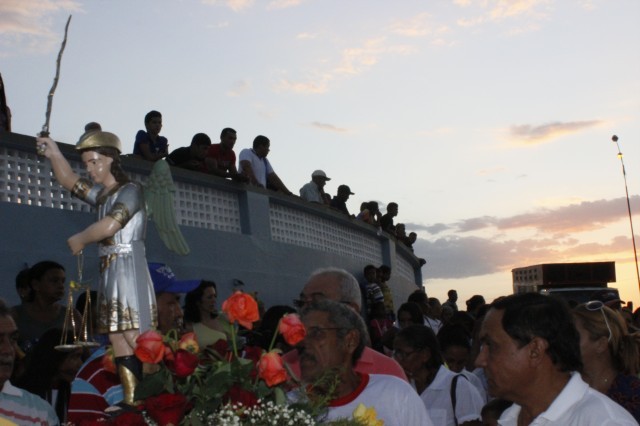 Show e momento de fé nos festejos de São Miguel Arcanjo - Imagem 53