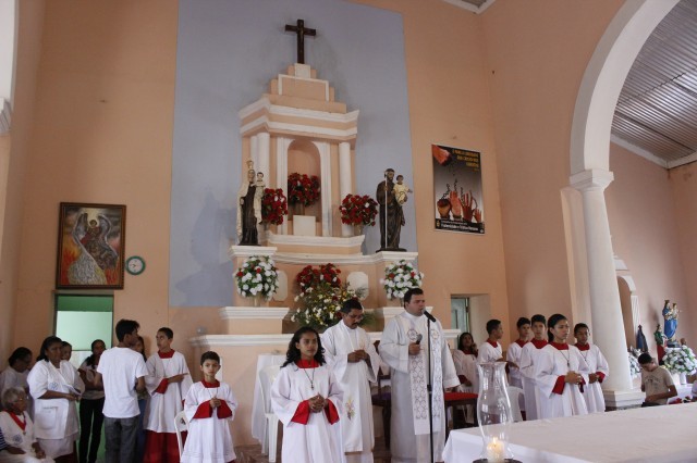 Show e momento de fé nos festejos de São Miguel Arcanjo - Imagem 1