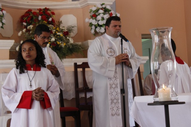 Show e momento de fé nos festejos de São Miguel Arcanjo - Imagem 3