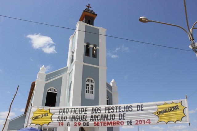 Show e momento de fé nos festejos de São Miguel Arcanjo - Imagem 6