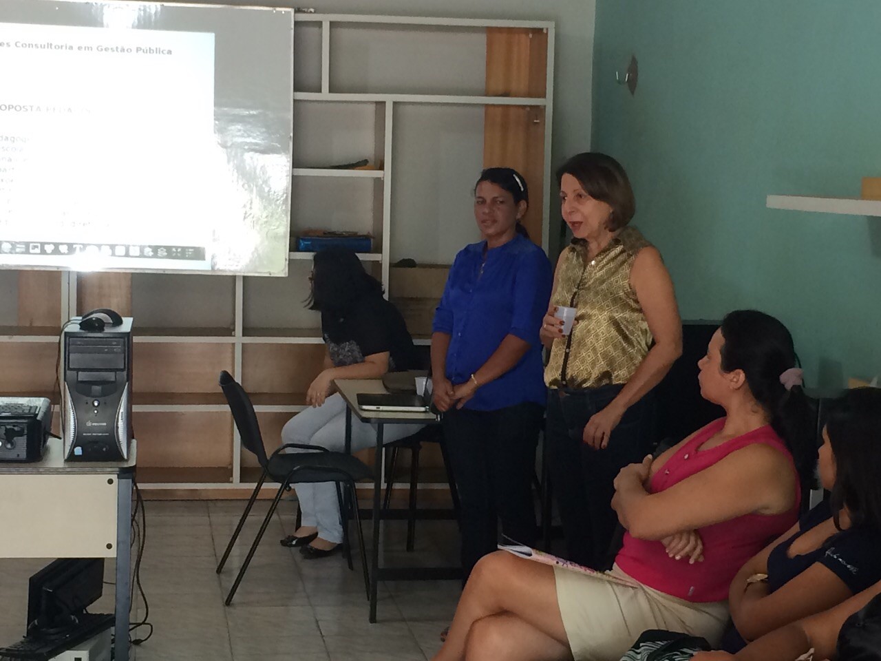 A Secretaria Municipal de Educação promove capacitação para Diretores e Coordenadores.