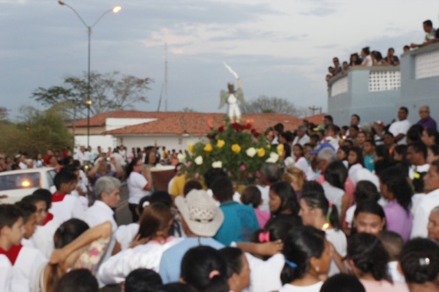 Show e momento de fé nos festejos de São Miguel Arcanjo - Imagem 55