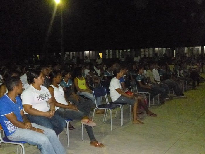 Alunos da Escola Francisco Luis de Morais reúnem-se com autoridades para debater segurança - Imagem 7