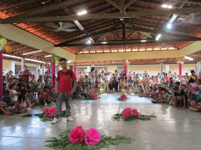 Unidade E. Evaristo Reis Faz Desfile em homenagem ao dia das Crianças - Imagem 7