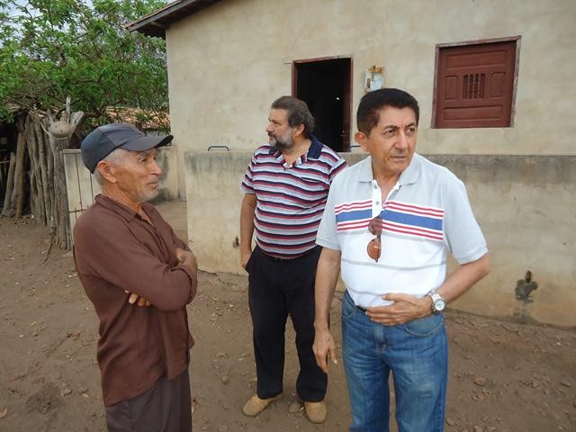 Prefeitos Dr.Zé Maria inaugura nova Rede de Distribuição de Água em Furta-Lhe a Volta - Imagem 22