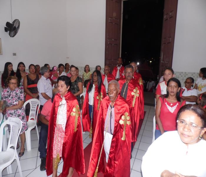 Confraria do Divino Espírito Santo participa dos Festejos de Santa Teresinha  - Imagem 14