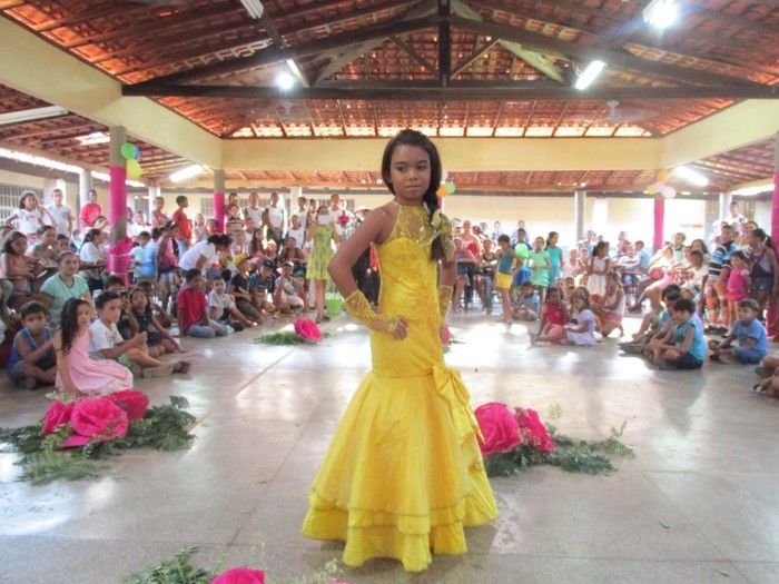 Unidade E. Evaristo Reis Faz Desfile em homenagem ao dia das Crianças - Imagem 23