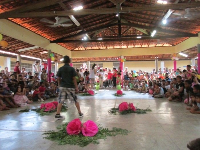Unidade E. Evaristo Reis Faz Desfile em homenagem ao dia das Crianças - Imagem 5