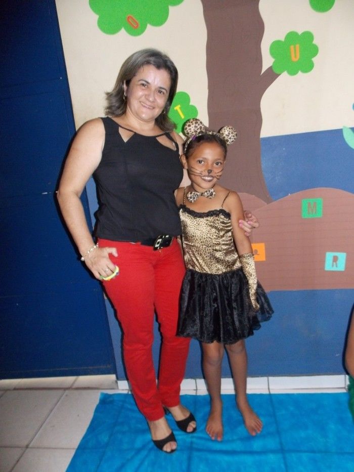 Professora executa Projeto e realiza a I Semana da Leitura - Imagem 68