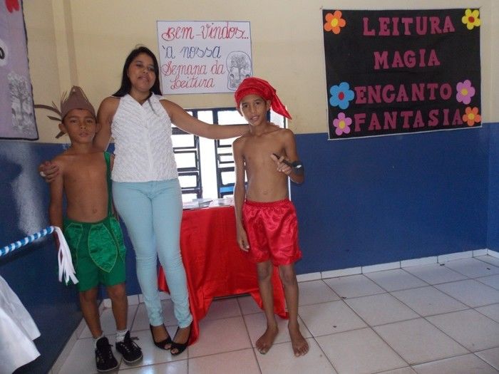 Professora executa Projeto e realiza a I Semana da Leitura - Imagem 17