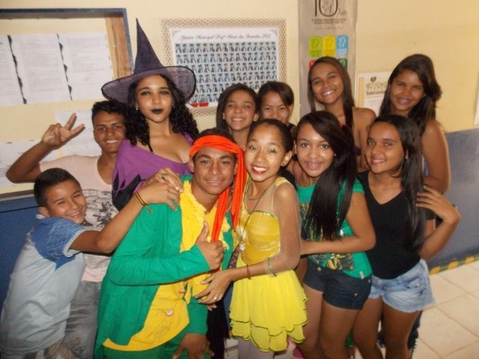 Professora executa Projeto e realiza a I Semana da Leitura - Imagem 146