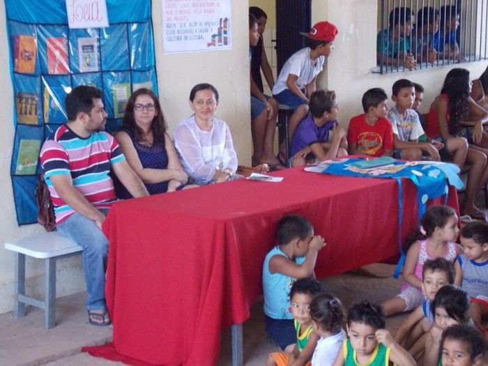 Professora executa Projeto e realiza a I Semana da Leitura - Imagem 115