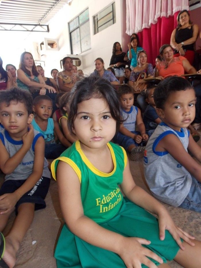 Professora executa Projeto e realiza a I Semana da Leitura - Imagem 95