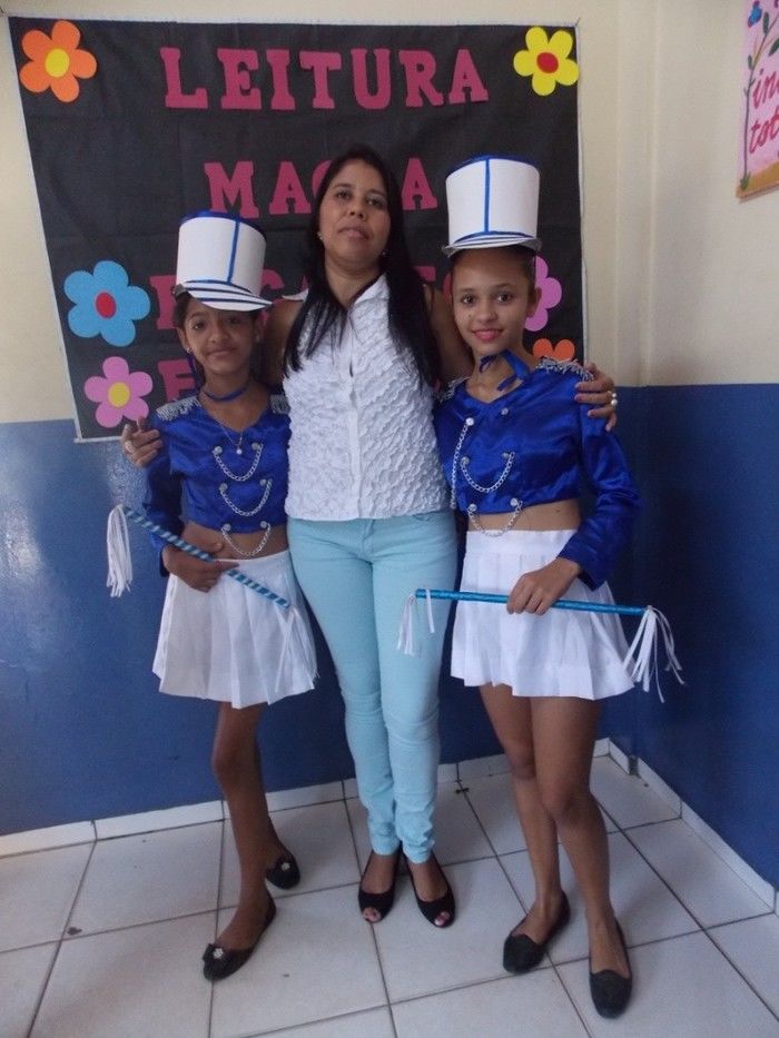 Professora executa Projeto e realiza a I Semana da Leitura - Imagem 20