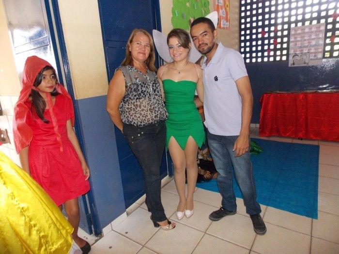 Professora executa Projeto e realiza a I Semana da Leitura - Imagem 135