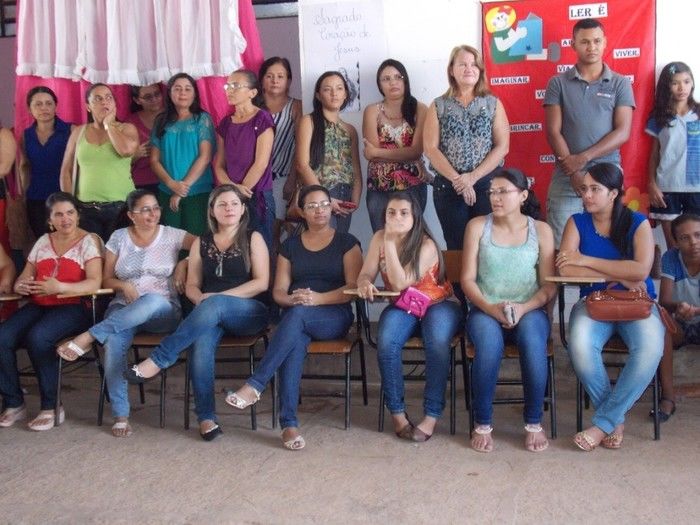 Professora executa Projeto e realiza a I Semana da Leitura - Imagem 90