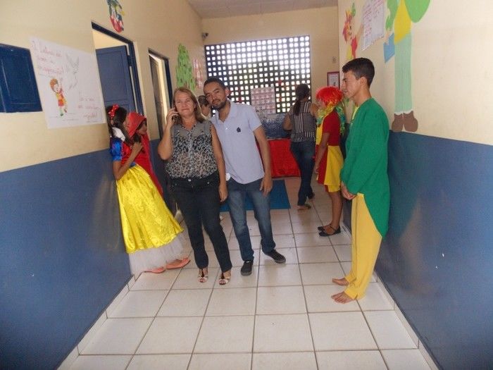 Professora executa Projeto e realiza a I Semana da Leitura - Imagem 134