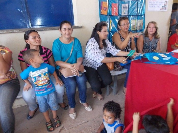 Professora executa Projeto e realiza a I Semana da Leitura - Imagem 148