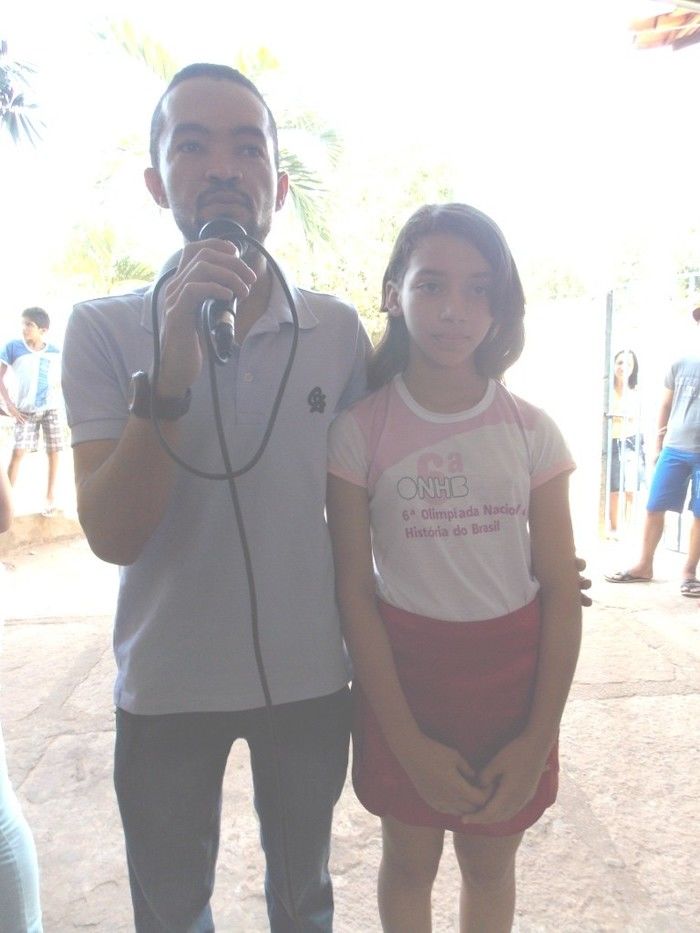 Professora executa Projeto e realiza a I Semana da Leitura - Imagem 105