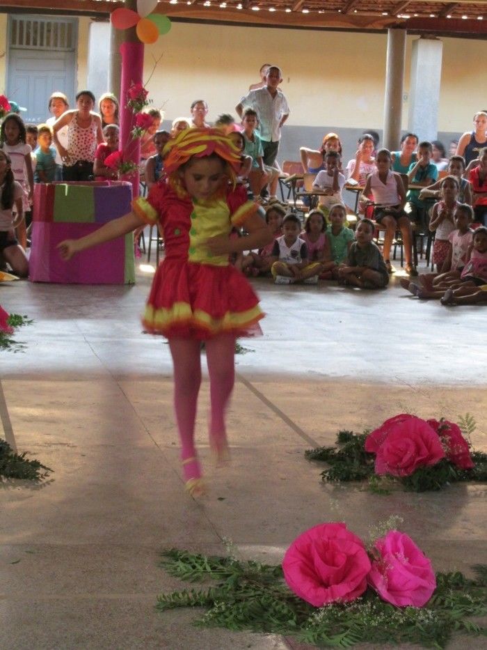Escola Evaristo Reis comemora o Dia das Crianças - Imagem 37