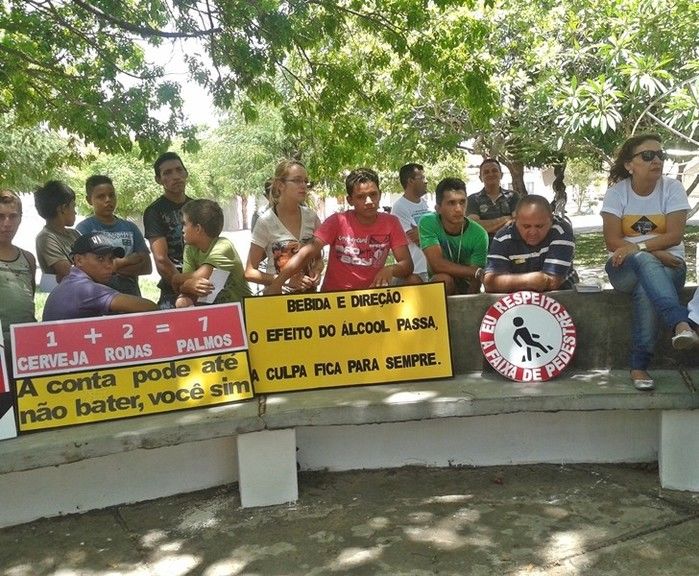 Secretaria de Assistência Social promove palestra sobre educação no trânsito - Imagem 13