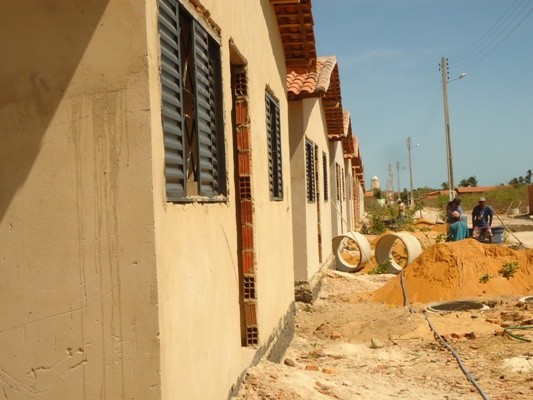 PREFEITA VÂNIA RIBEIRO VISITA CONCLUSÃO DE CASAS POPULAR - Imagem 4