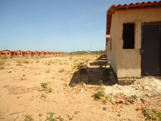 PREFEITA VÂNIA RIBEIRO VISITA CONCLUSÃO DE CASAS POPULAR - Imagem 3